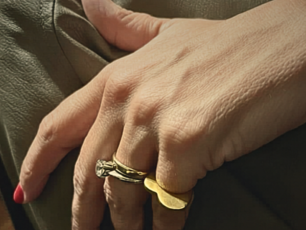 χρυσό minimal δαχτυλίδι καρδιά katerina melio jewelry χειροποίητο κόσμημα